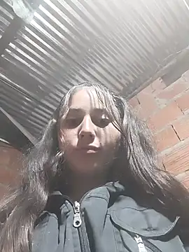 sammyyblondee online show from December 17, 11:10 pm