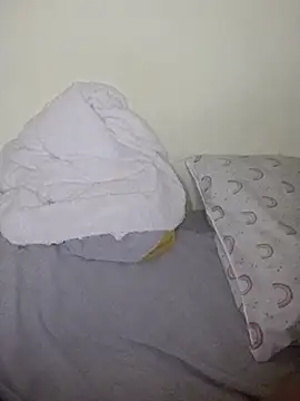 Snapshot of floctous chatting on December 1, 12:39 pm floctous online show from December 1, 12:39 pm