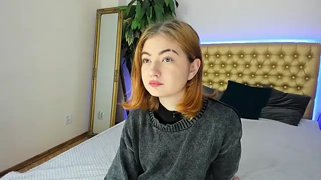 KristineGloww online show from December 1, 7:53 am