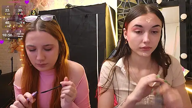 sunny luna online show from February 28, 3:00 pm