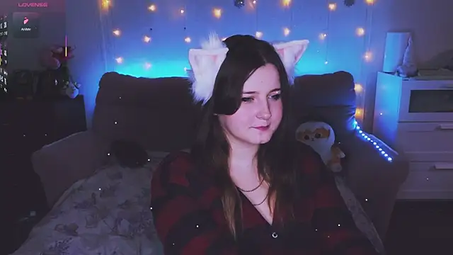 AlvaRina online show from December 19, 7:38 pm