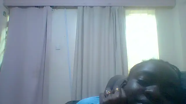 Snapshot of cutest_ebony chatting on November 29, 2:06 pm cutest ebony online show from November 29, 2:06 pm