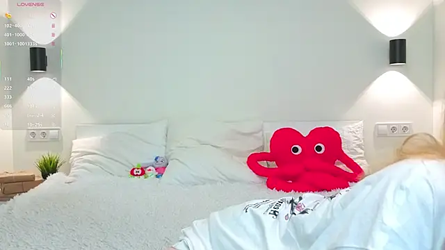 GhisllaineWestler online show from February 14, 4:34 am