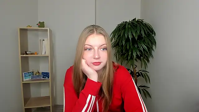 VerllineUrquidez online show from November 29, 8:58 am