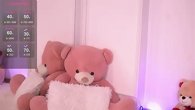 Snapshot of KaylaVelvet chatting on February 19, 11:34 pm KaylaVelvet online show from February 19, 11:34 pm