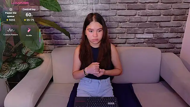 laurent scott online show from December 18, 11:36 am