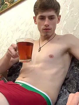 FreeRich online show from December 19, 4:16 am