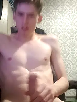 FreeRich online show from December 2, 1:06 am