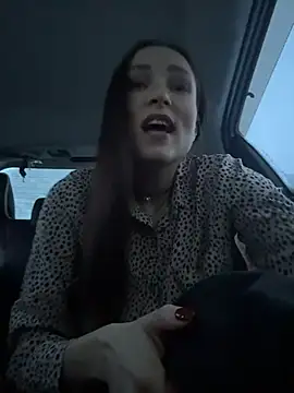 ZaraHill online show from December 20, 2:47 am