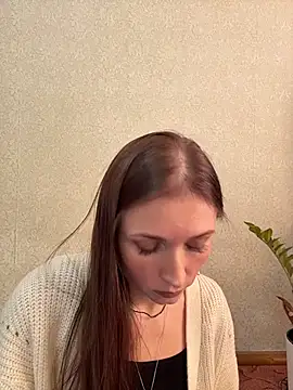 ZaraHill online show from December 1, 4:35 am