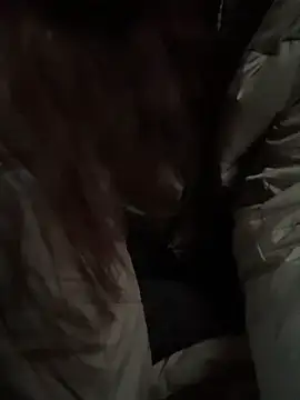 ZaraHill online show from December 18, 2:49 am