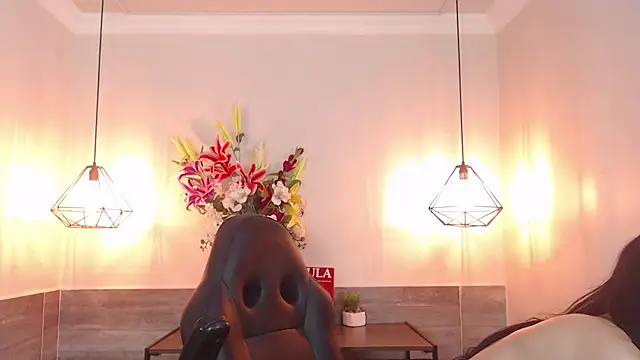 MarianaMontezz online show from February 28, 7:46 pm