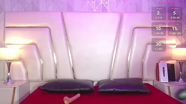 MarianaMontezz online show from April 10, 8:16 pm