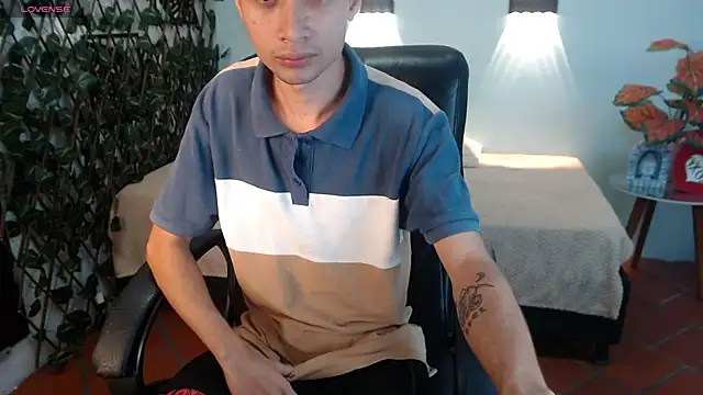 LucassSmith11 online show from January 11, 12:12 pm