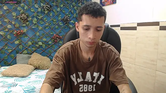 LucassSmith11 online show from March 31, 7:16 pm