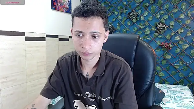 LucassSmith11 online show from April 15, 8:20 pm