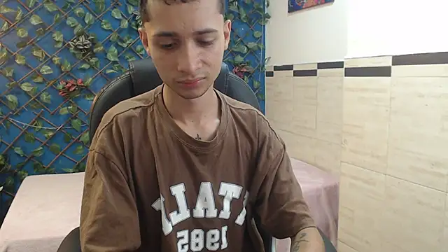 LucassSmith11 online show from March 22, 3:13 pm