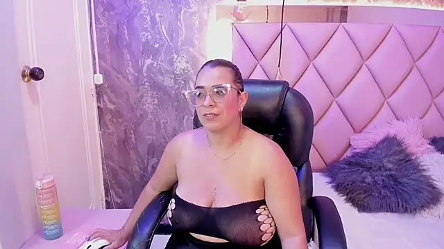 MHONIKBELUCCI online show from March 23, 10:09 pm