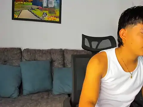 Mikke18 online show from November 29, 3:17 am