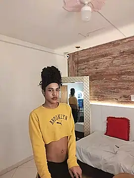Amaia Monroe online show from July 13, 4:12 am