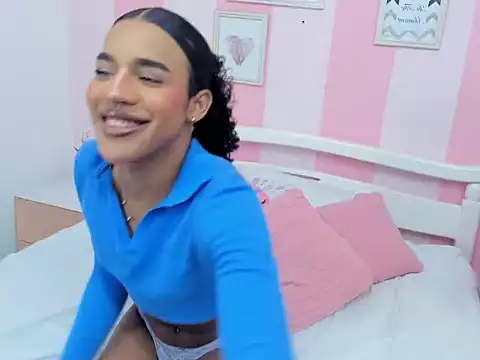 Amaia Monroe online show from December 1, 9:48 pm