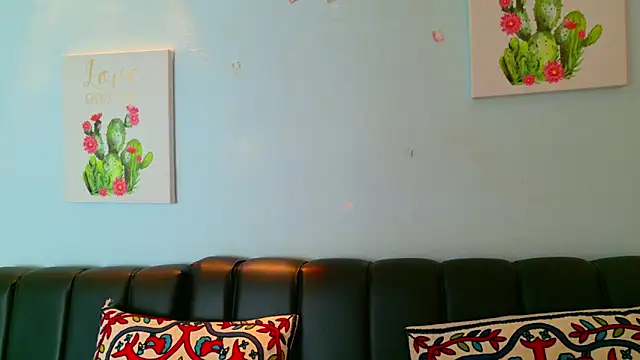 sofiia smith  online show from January 16, 6:45 pm