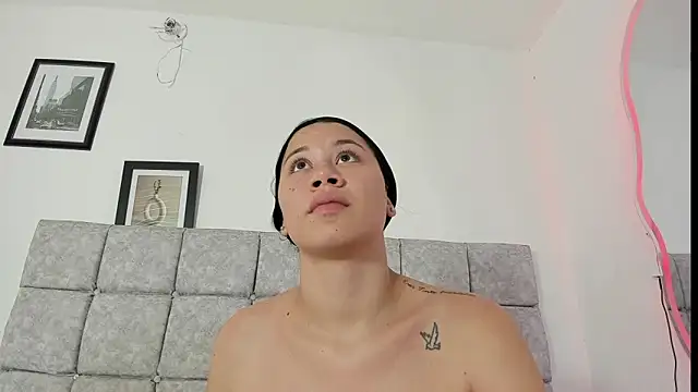 sofiia smith  online show from January 15, 6:44 pm