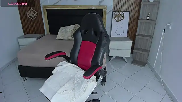 VIOLETTA ROSS1 online show from February 10, 12:37 pm