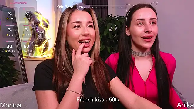 AnikaHarrys- online show from November 30, 1:12 pm