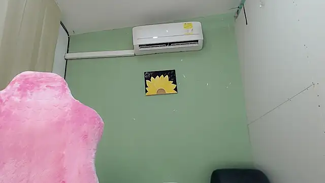 Mishell hot  online show from January 7, 8:03 pm