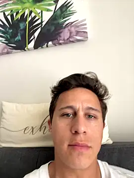 Snapshot of Emanueldickarg chatting on November 28, 6:30 pm Emanueldickarg online show from November 28, 6:30 pm