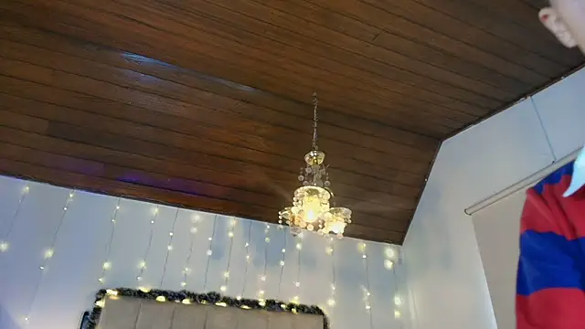 Brenda Tina online show from December 4, 12:26 pm