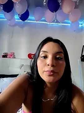 Aslyn-sexy23 online show from December 18, 7:40 pm
