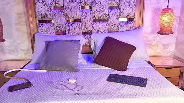 emily dempsey online show from March 6, 7:09 pm