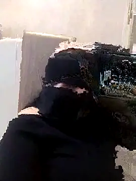 lolotheone online show from April 9, 11:22 pm