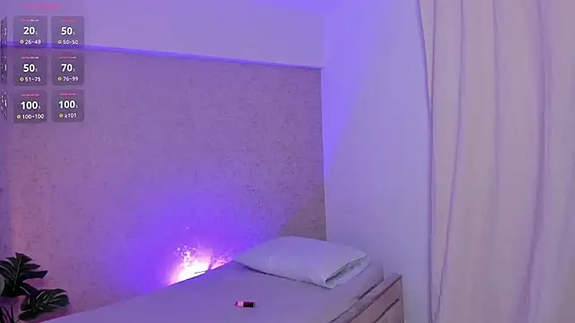 Snapshot of miah_luv chatting on February 21, 8:11 pm miah luv online show from February 21, 8:11 pm