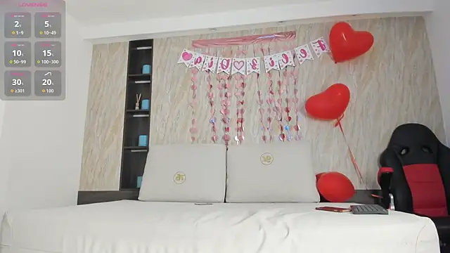 ayla velt online show from February 13, 7:36 pm