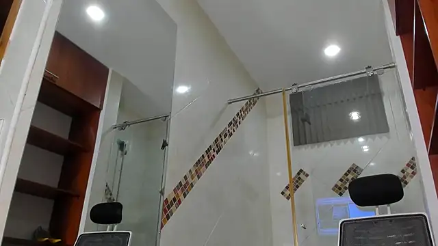 AnitaDuque online show from December 20, 2:14 am