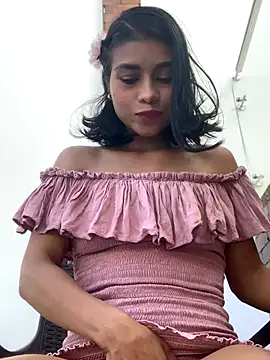 Snapshot of AnitaDuque chatting on November 29, 1:44 pm AnitaDuque online show from November 29, 1:44 pm