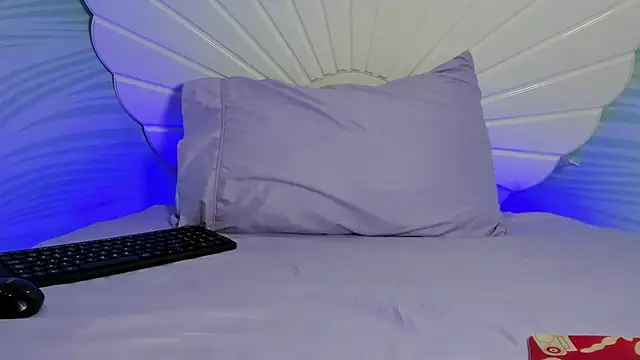 CHLOE BLOWJOB online show from March 14, 12:16 am