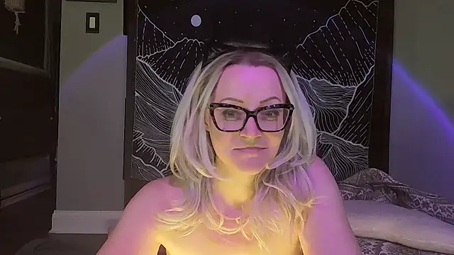 only one onyx online show from November 29, 3:17 am