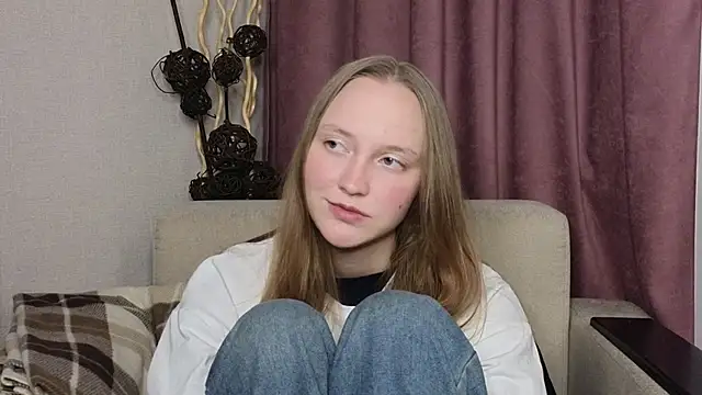 BibiStapler online show from December 14, 6:35 pm