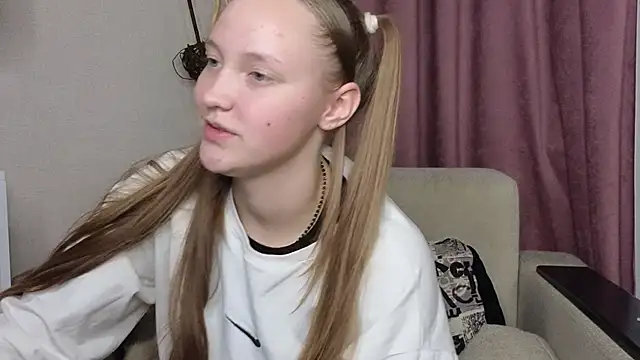 BibiStapler online show from December 13, 8:04 pm