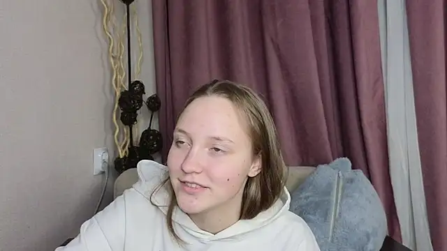 Snapshot of BibiStapler chatting on January 18, 7:06 pm BibiStapler online show from January 18, 7:06 pm