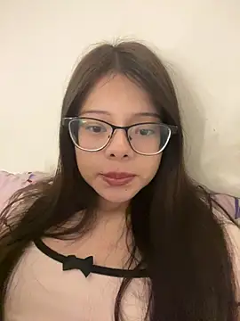 Snapshot of omifresita chatting on July 18, 3:42 pm omifresita online show from July 18, 3:42 pm