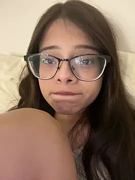 Snapshot of omifresita chatting on July 23, 11:33 pm omifresita online show from July 23, 11:33 pm