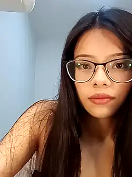 omifresita online show from June 12, 4:49 pm