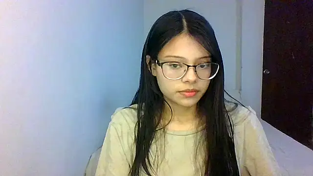 Snapshot of omifresita chatting on June 14, 3:35 pm omifresita online show from June 14, 3:35 pm