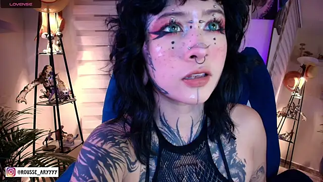 AryRousse online show from June 12, 4:43 am