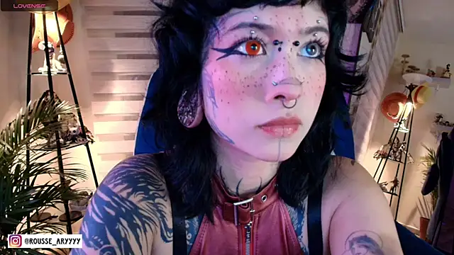 AryRousse online show from May 25, 4:01 am